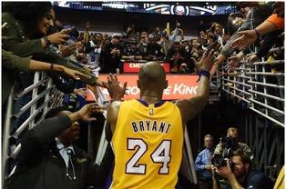 科比退役视频完整版爆料,传奇告别瞬间，感动无数球迷  第1张